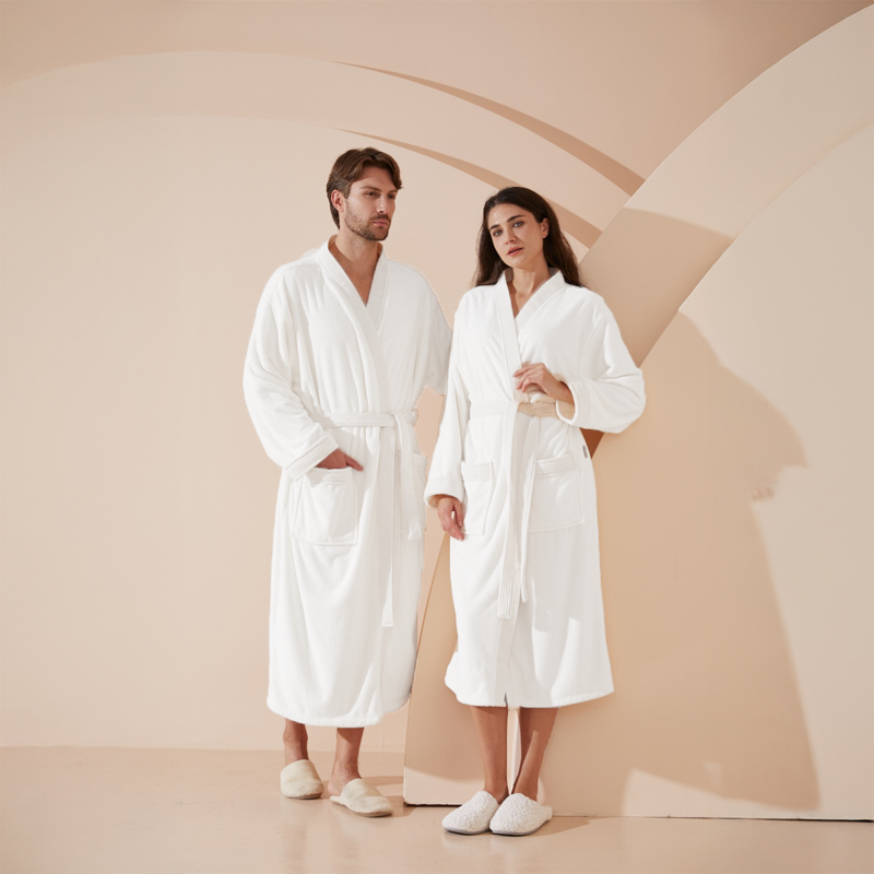 Cream White Bathrobe – Size XL