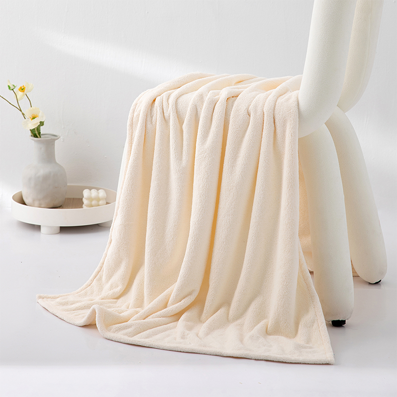 Off-White Towel – 70×140 cm